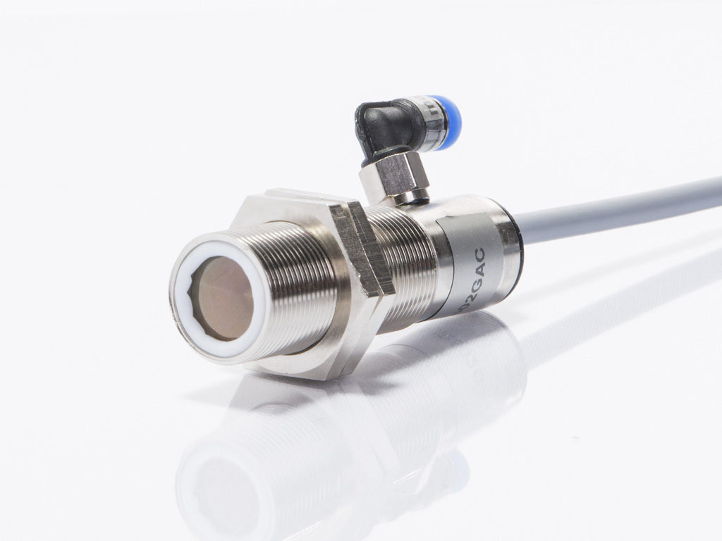 Infrarot-Temperatur-Sensor IR502GAC mit Steckanschluss für Luftkühlung/Linsenreinigung per Druckluft