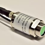 Pyrometer novasens IR702 zur berührungslosen Temperaturmessung von Metall und Stahl